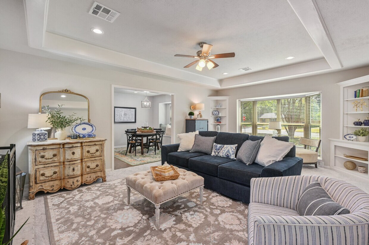 Foto principal - 2701 Westwood Main Dr