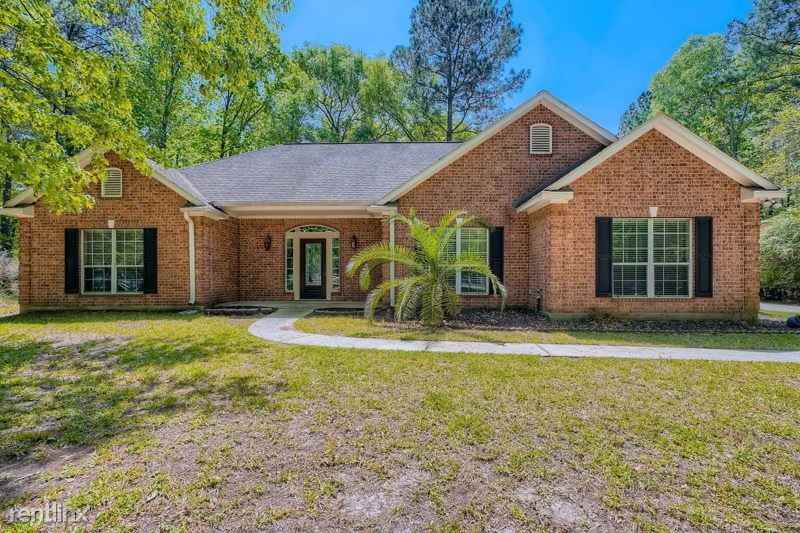 Primary Photo - 3 br, 2.5 bath House - 1026 South Commons ...