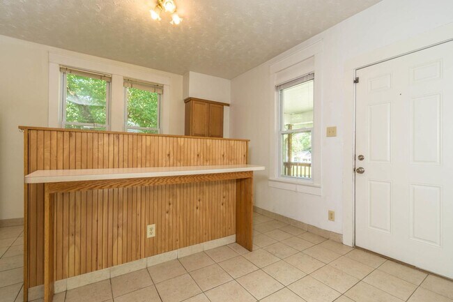 Foto del edificio - 804 E 11th St