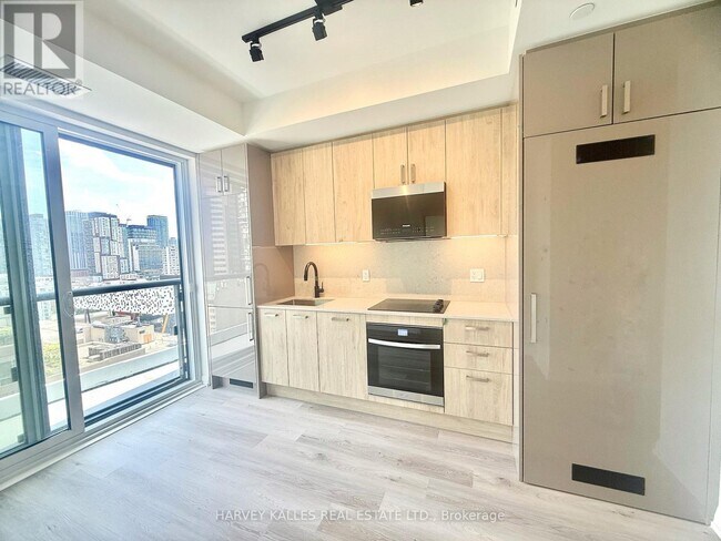 Photo du bâtiment - 280-1280 Dundas St W