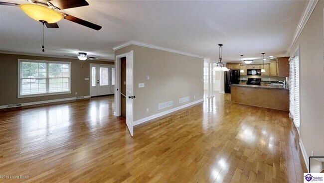 Foto del edificio - 132 W Mandarin Ct