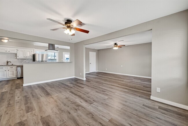 Foto del edificio - 3613 Truxton Dr