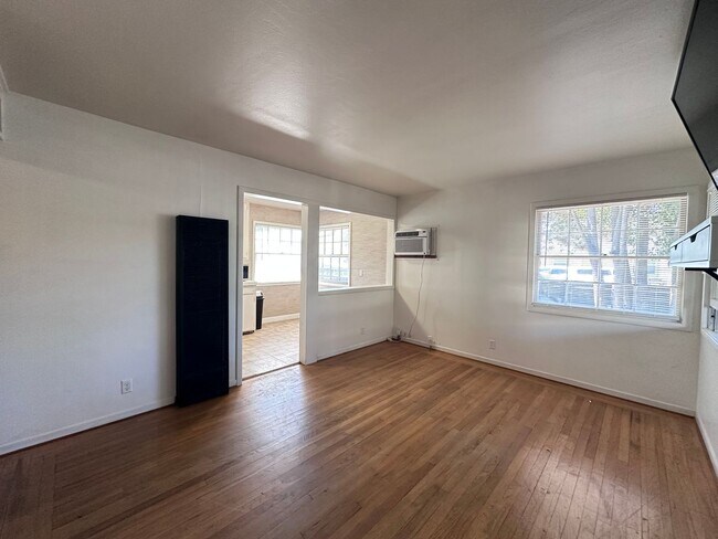 Photo - Cozy West Sac Cottage Apartment