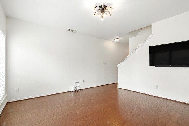 Foto del edificio - 8904 Clovermist Dr
