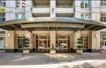 Building Photo - 2600 2nd Ave