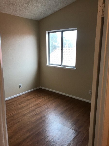 Foto del edificio - ¦¦¦¦ LUXURY LIVING IN THE HEART OF SOUTHRI...