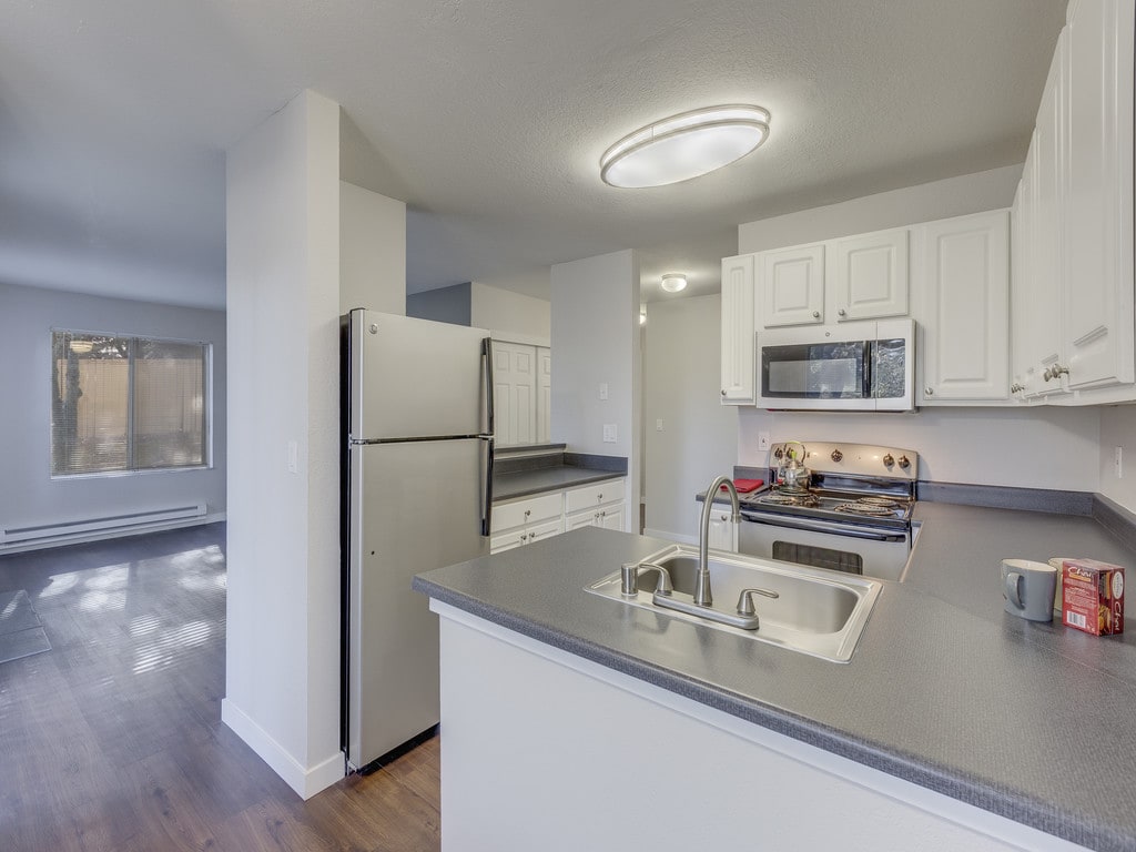 Nickel Creek Apartments Lynnwood, WA