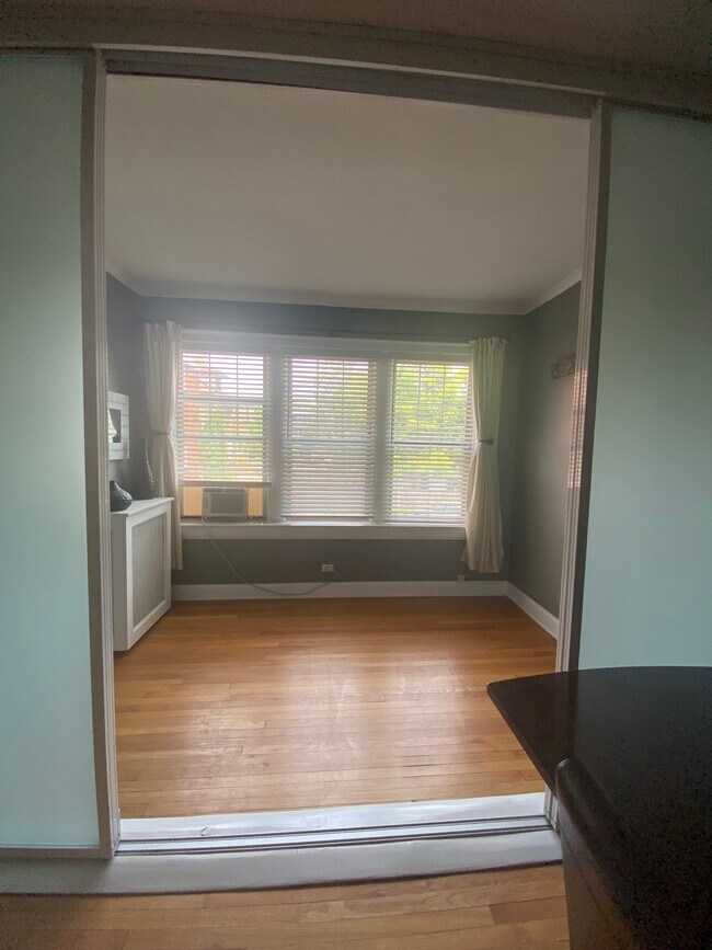 DEN/OFFICE - 428 S Euclid Ave