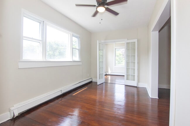 Building Photo - 44 Croton Ave