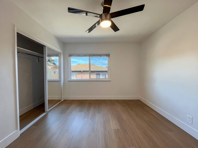 Interior Photo - 3910 Coco Ave