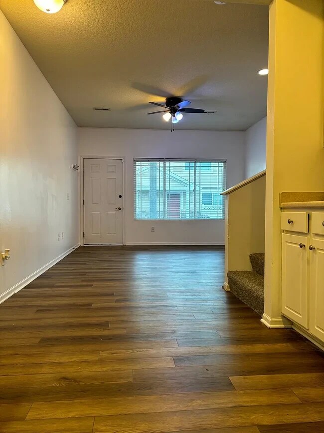 Foto del edificio - 1151 NE 7th Ln