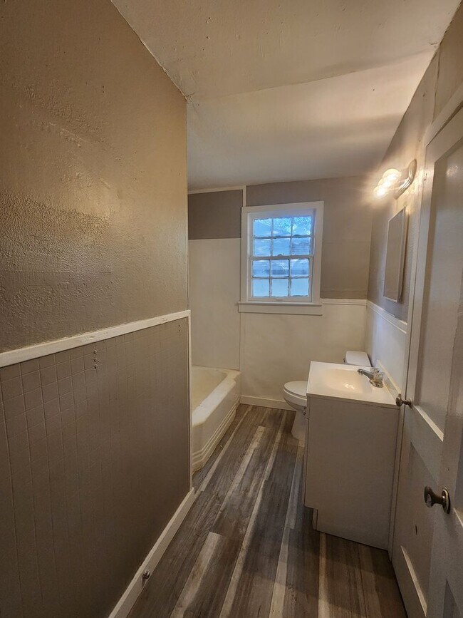 Foto del edificio - 4031 Ridgemoor Ave