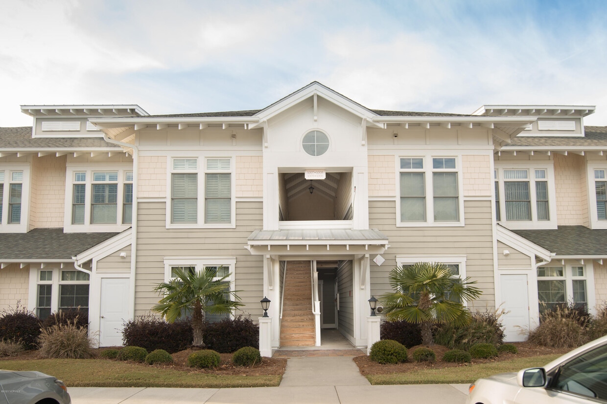 2537 St James Dr SE Unit 1007, Southport, NC 28461 Condo for Rent in