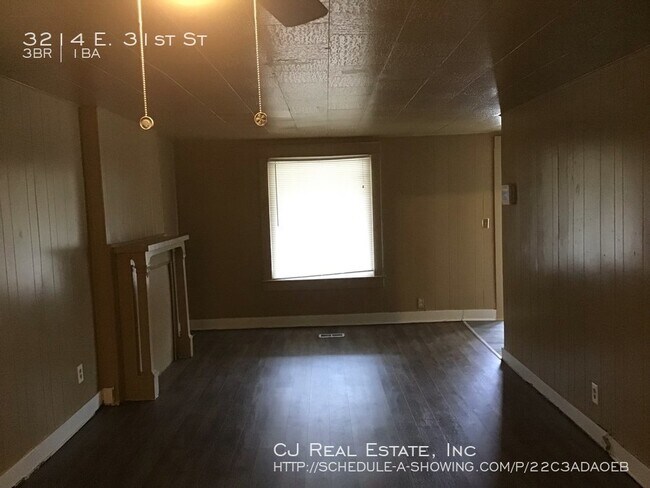 Foto del edificio - 3214 E 31st St