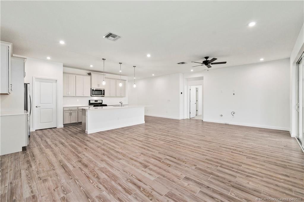 Foto principal - 14143 SW Safi Ter