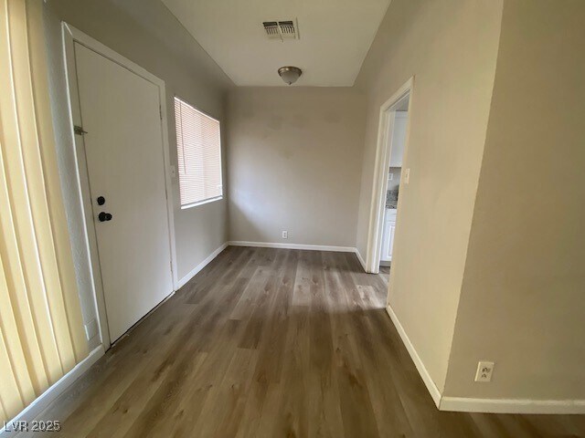Foto del edificio - 223 N 14th St