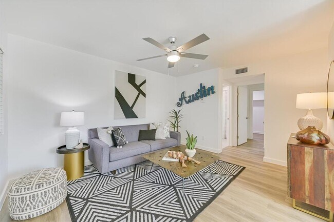 Foto del edificio - 3703 Harmon Ave