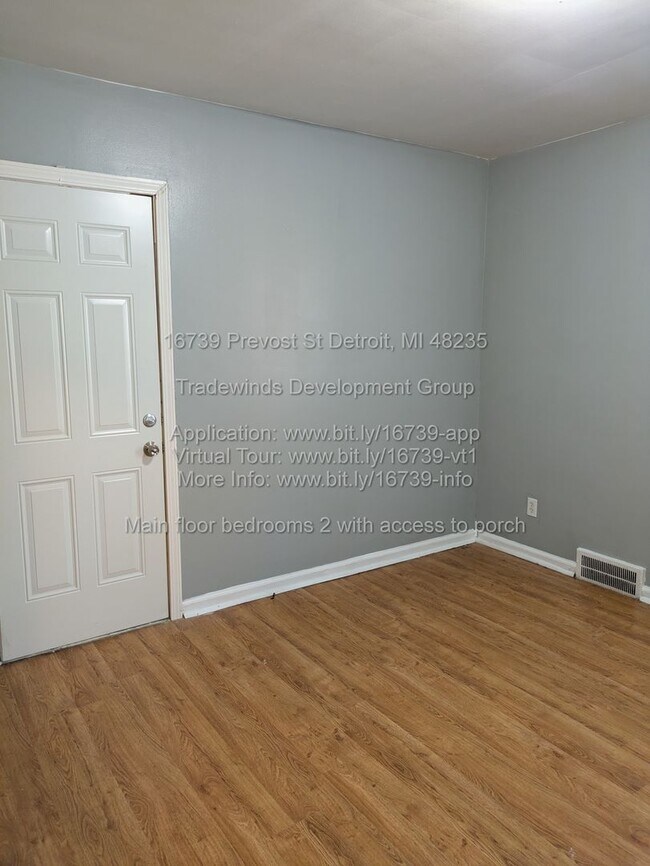 Foto del edificio - 16739 Prevost St