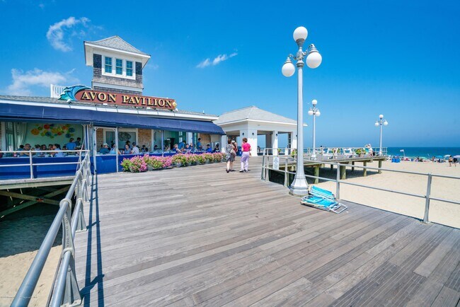 Building Photo - 809 Ocean Ave