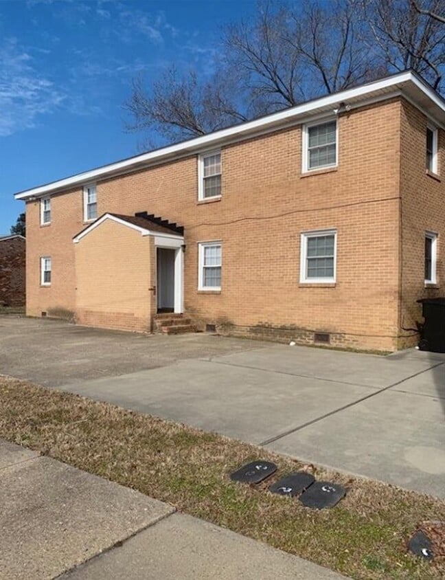 Photo - 708 Portsmouth Blvd #B