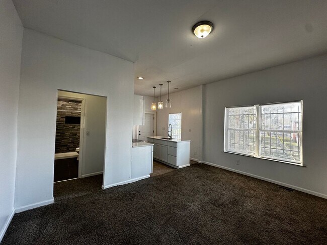 Foto del edificio - 432 S Highland Ave