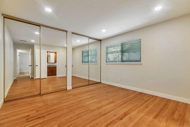 Foto del edificio - Move-In Ready Cambrian Gem – New Appliance...