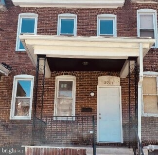 Building Photo - 2711 Lauretta Ave