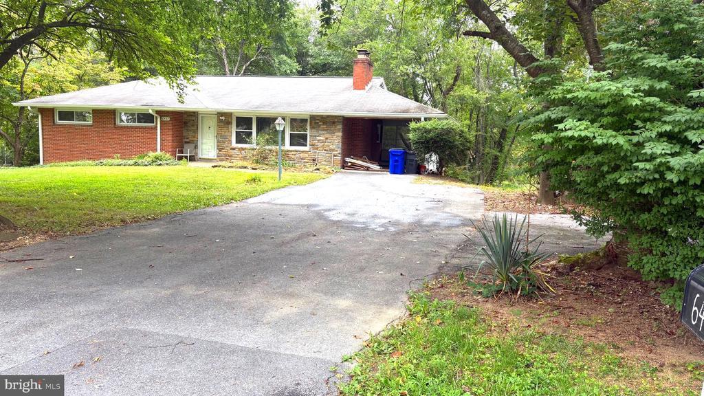 Foto principal - 6427 Amherst Ave