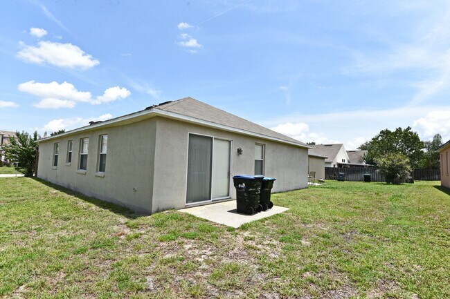 Foto del edificio - Spacious 4/2 located in East Orlando