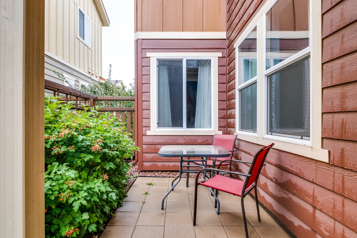 Primary Photo - 126 Millstream Terrace