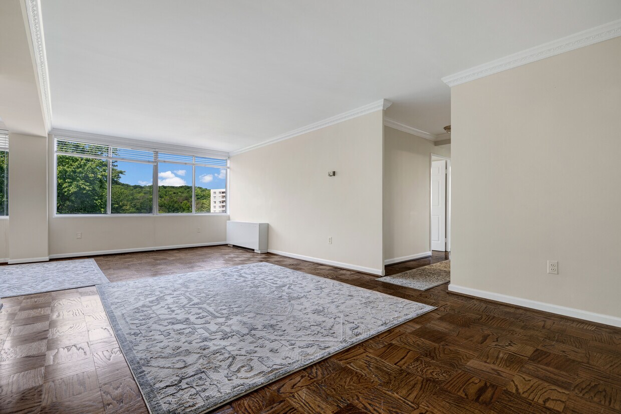 6631 Wakefield Dr Unit 1, Alexandria, VA 22307 Condo for Rent in