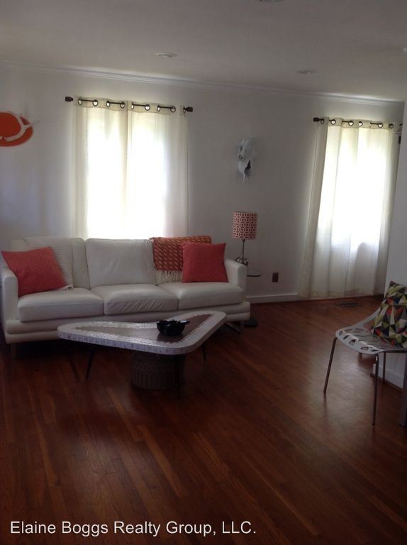 Foto del edificio - 2 br, 1 bath House - 10 Sherwood Drive