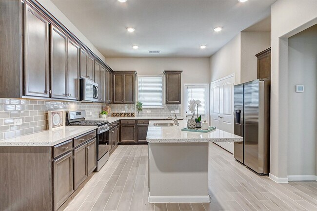 Building Photo - 5311 Sunway Dr