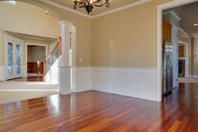 Foto del edificio - Kent Easthill 2 Story
