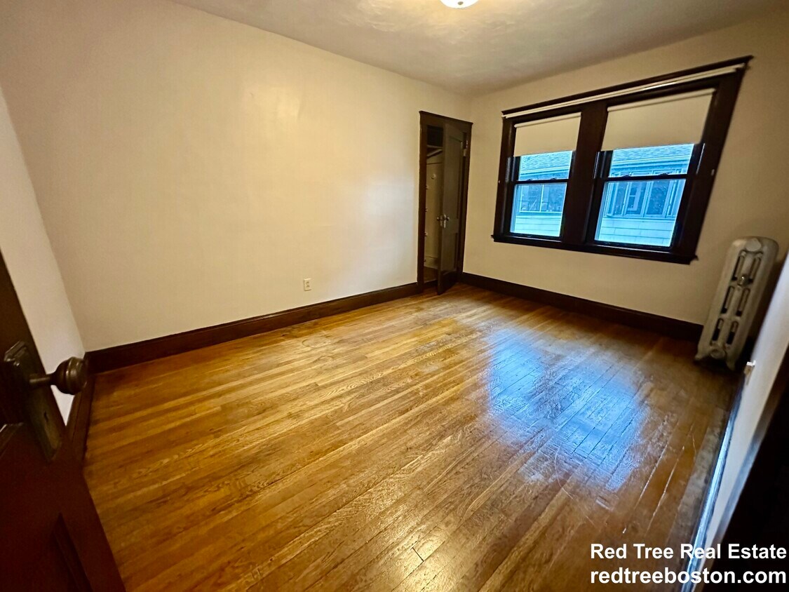 218 N Central Ave, Quincy, MA 02170 Townhome Rentals in Quincy MA