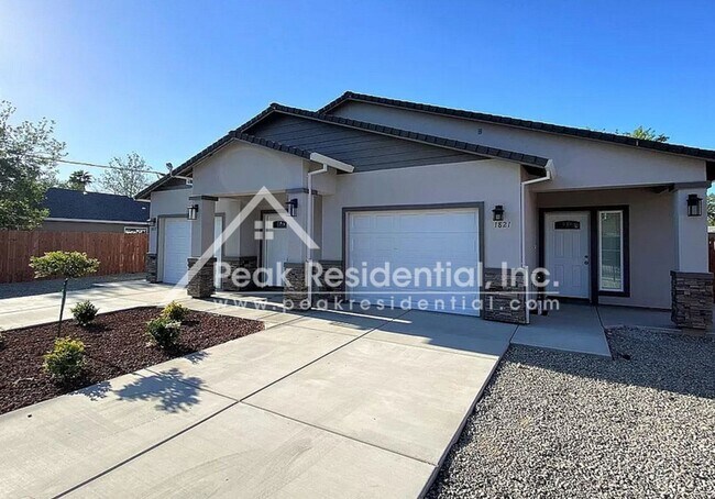 Building Photo - 2 br, 2 bath House - 1821 Iris Avenue