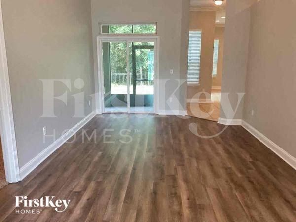 Foto del edificio - 12180 Ridge Crossing Way