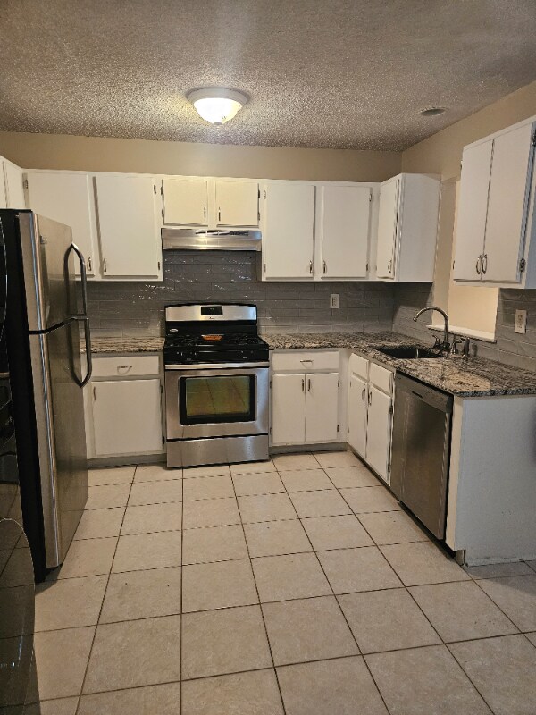 Foto principal - 107 Hyacinth Ln