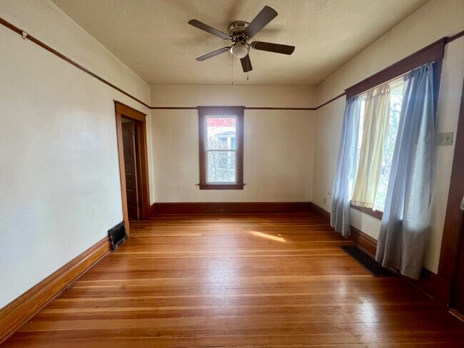 Foto del edificio - Charming two bedroom home!