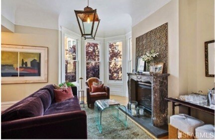 Primary Photo - SPACIOUS AND BRIGHT 2 BEDROOM FLAT IN PARN...