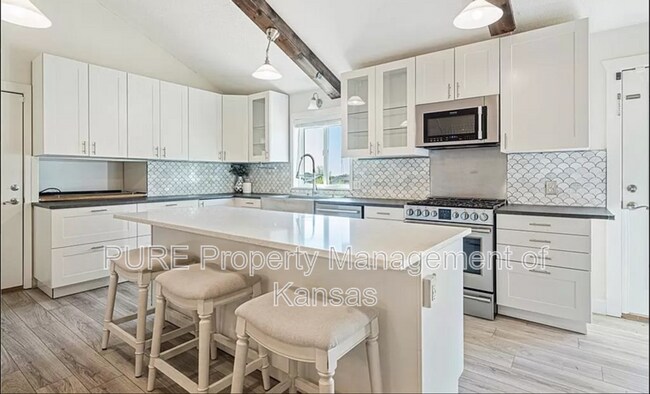 Foto del edificio - 11865 W 156th Terrace