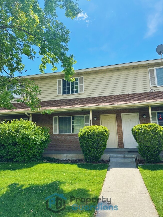 Building Photo - 418 E 500 S