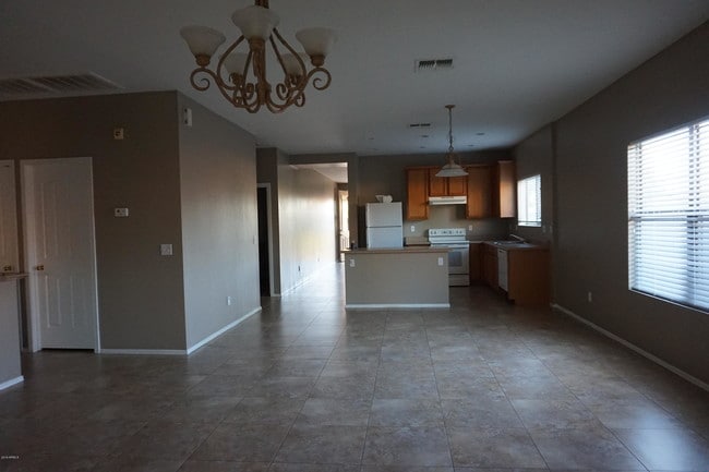 Building Photo - 2883 W Allens Peak Dr