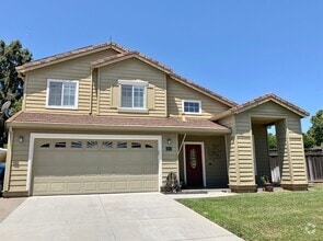 Building Photo - 1060 Hemlock Ct