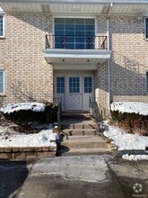 Building Photo - 42285 Woodward Ave