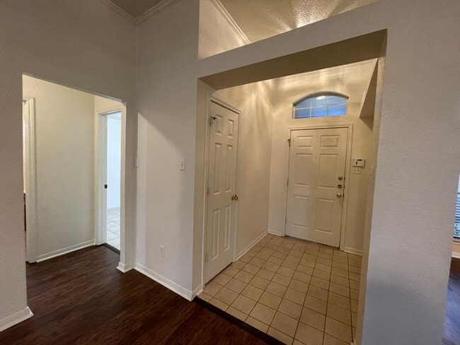 Foto del edificio - 2306 Moonstone Dr