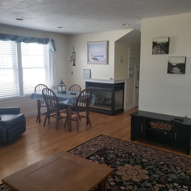 Foto del edificio - 398 B St