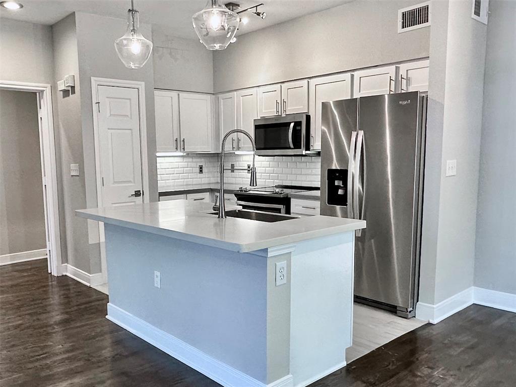 Foto principal - 15200 Memorial Dr