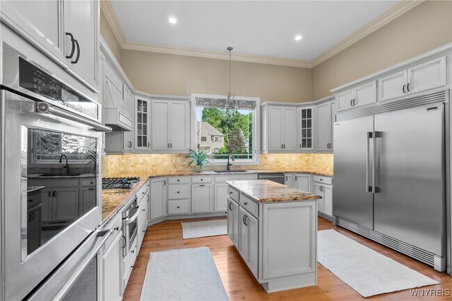 Foto del edificio - 9743 Cobblestone Dr