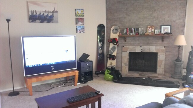 That's the old TV there is a new flat LED there now - 3422 S Locust St